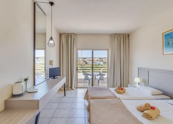 Hotel Piere - Anne Ayia Napa