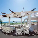 Ξενοδοχείο Piere - Anne 3*