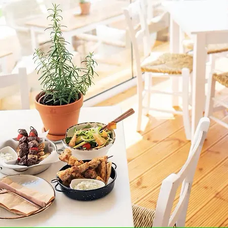 Piere - Anne Hotel