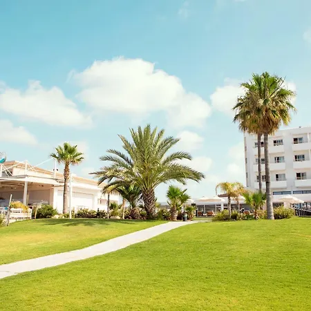 Hotel Piere - Anne Ayia Napa