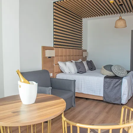 Hotel Piere - Anne 3*