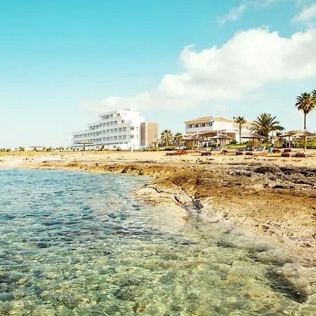 Piere - Anne Ayia Napa