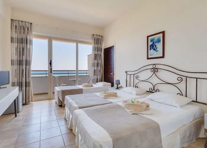 Piere - Anne Hotell 3*