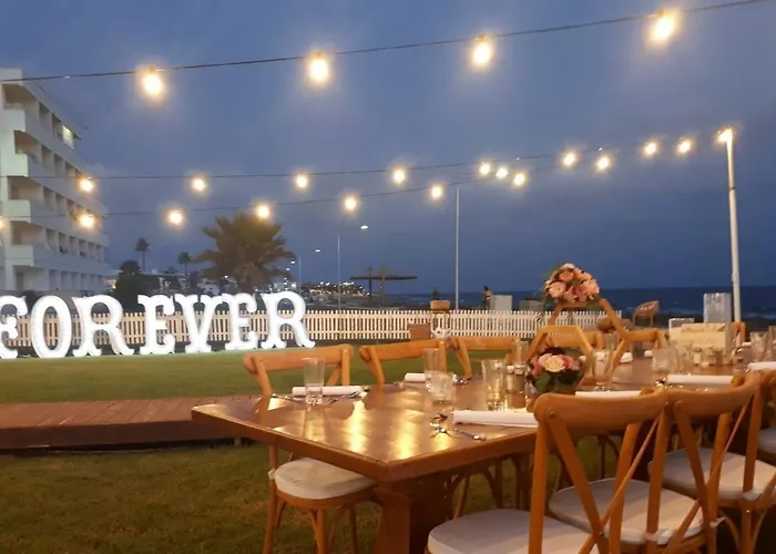 Piere - Anne Ayia Napa